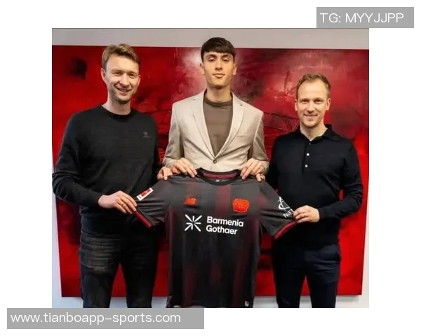 布伦特福德官方宣布与27岁中场雅内特续约至2030年6月，续约消息引发关注