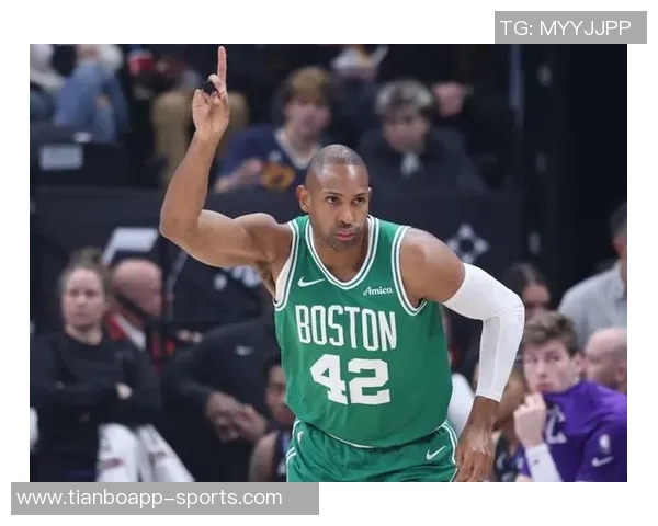 霍福德期待波津复出认为他的得分能力能给对手带来巨大压力 霍福德期待波津复出认为他的得分能力能给对手带来巨大压力